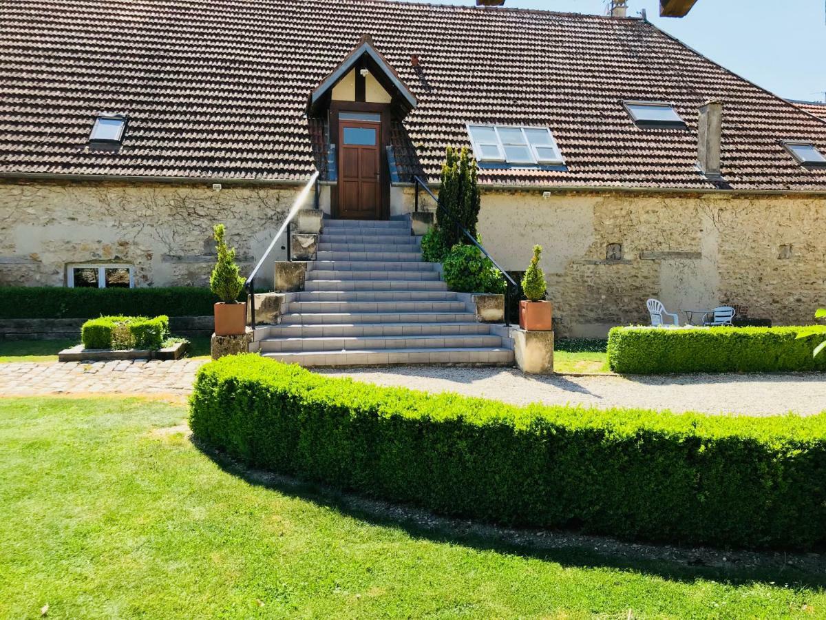 Le Gite Du Domaine Miltat Pierry Exterior photo